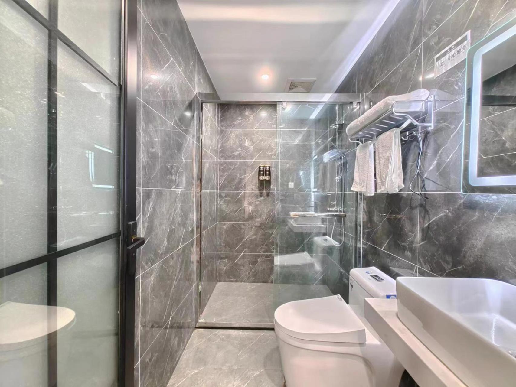Xian Feng Hotel - Tianfu International Airport Branch Jianyang  Екстериор снимка